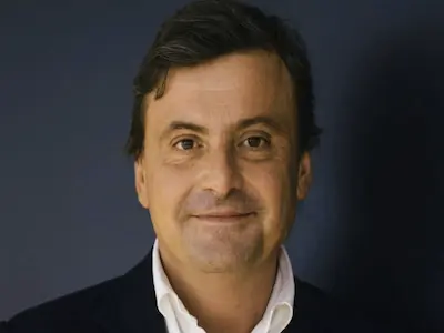 Carlo Calenda raccomanda Dash Avage 500